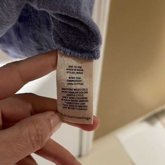 Soft Surroundings Women's V Neck Knit Top Size Medium - Picture 7 of 9